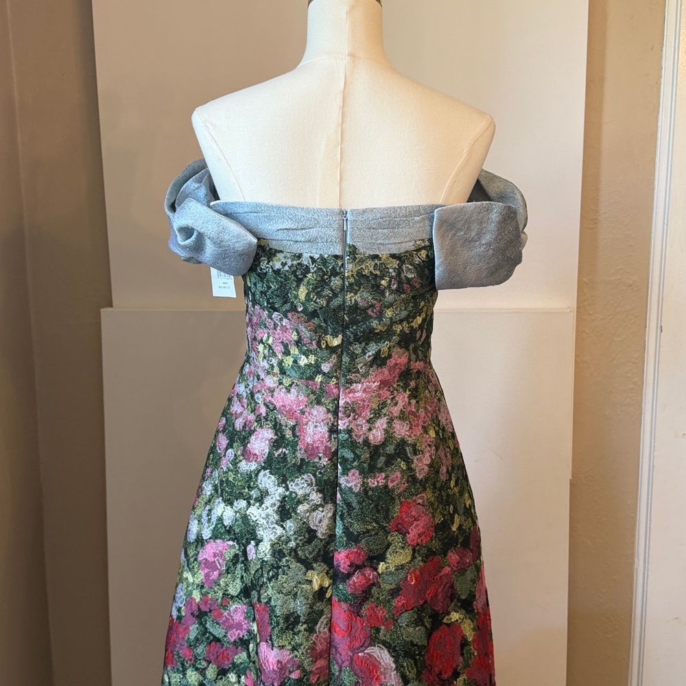 Oscar de la Renta Off-Shoulder Floral Maxi Dress in Black, Pink, Green - Picture 9 of 16